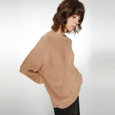 22冬佩拉蒙达牦牛绒毛衣