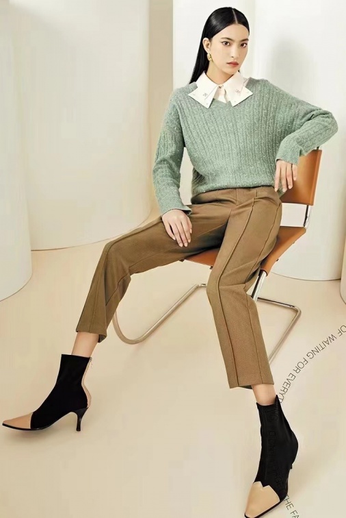 欧莎莉格品牌折扣女装快时尚欧美韩版服装尾货库存开店拿货